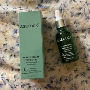 Works on Acne Scars
